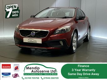 View our VOLVO V40 CROSS COUNTRY
