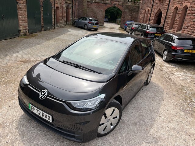 View our VOLKSWAGEN ID.3