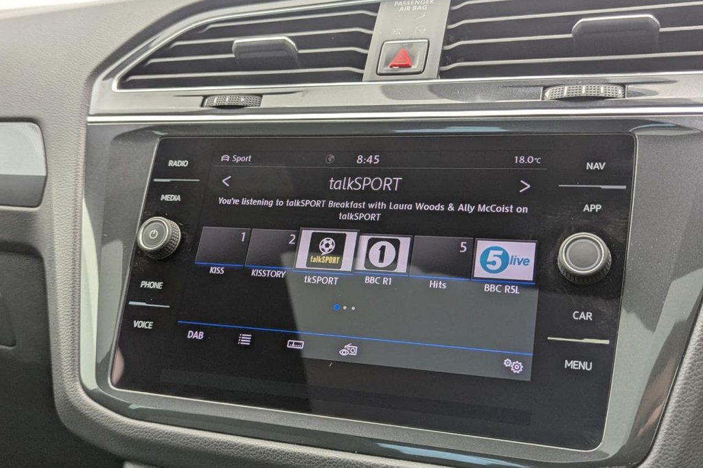 USED 2018 18 VOLKSWAGEN TIGUAN 2.0 TDI R-Line SUV 5dr Diesel DSG 4Motion Euro 6 (s/s) (150 ps) Pan Roof, Sat Nav, Camera