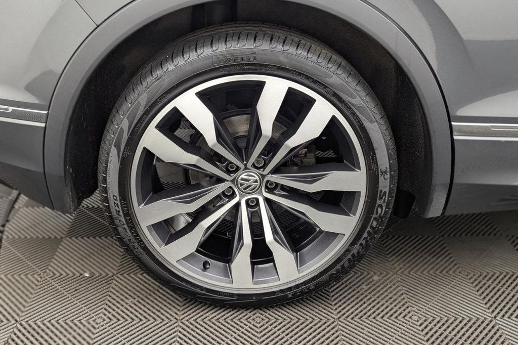 USED 2018 18 VOLKSWAGEN TIGUAN 2.0 TDI R-Line SUV 5dr Diesel DSG 4Motion Euro 6 (s/s) (150 ps) Pan Roof, Sat Nav, Camera