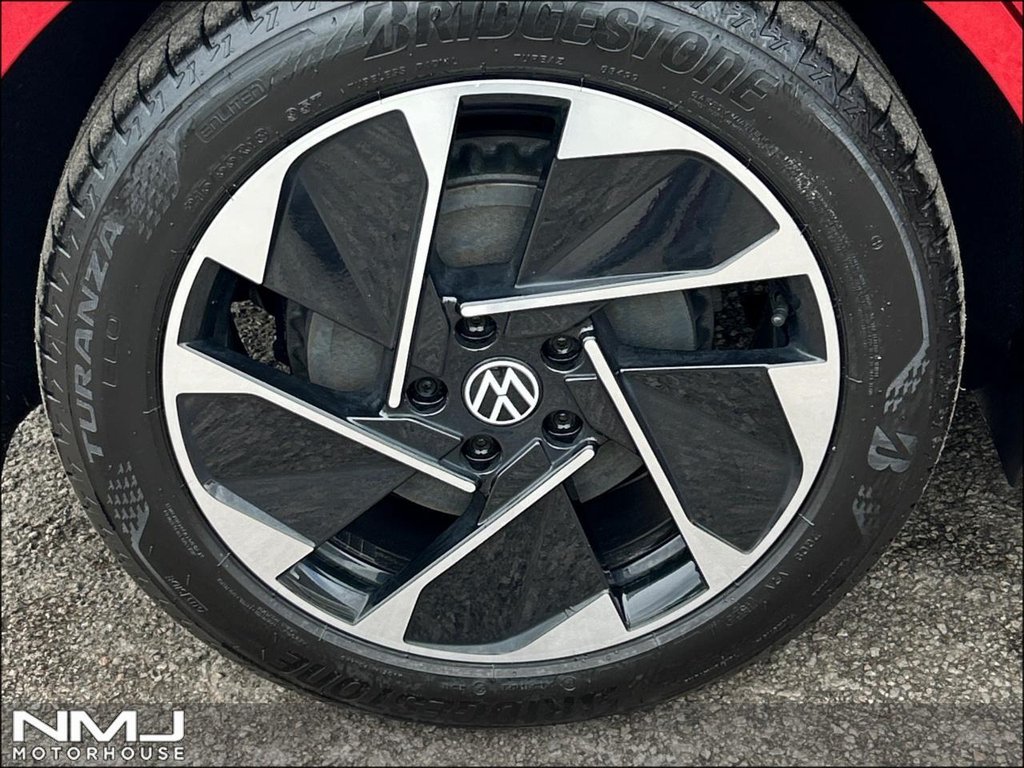 USED 2023 23 VOLKSWAGEN ID.3 Pro Performance 58kWh Max Auto 5dr 9.9%APR VAT Q COMF&INFO+ PCKS