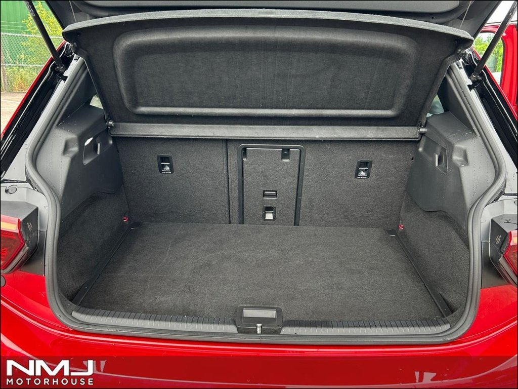 USED 2023 23 VOLKSWAGEN ID.3 Pro Performance 58kWh Max Auto 5dr 9.9%APR VAT Q COMF&INFO+ PCKS
