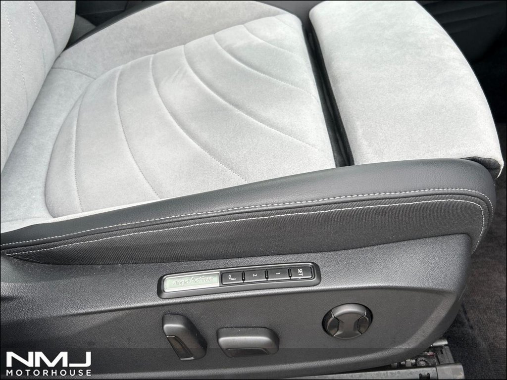 USED 2023 23 VOLKSWAGEN ID.3 Pro Performance 58kWh Max Auto 5dr 9.9%APR VAT Q COMF&INFO+ PCKS