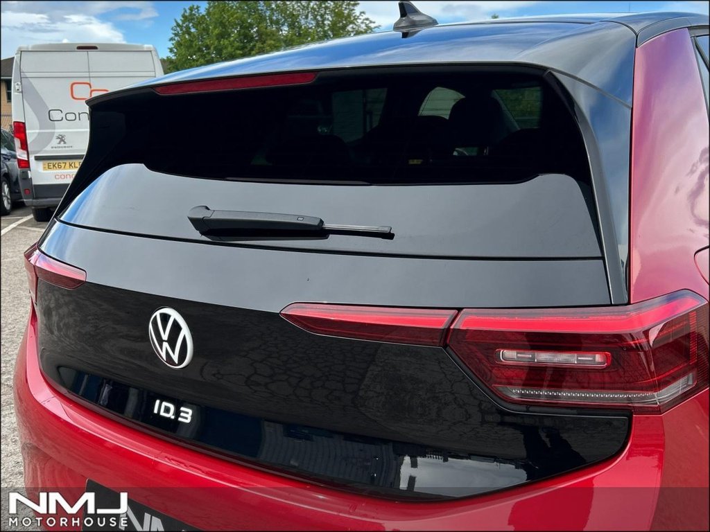 USED 2023 23 VOLKSWAGEN ID.3 Pro Performance 58kWh Max Auto 5dr 9.9%APR VAT Q COMF&INFO+ PCKS