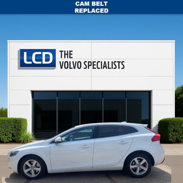 View our VOLVO V40