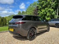 USED 2023 73 LAND ROVER RANGE ROVER SPORT 3.0 D300 MHEV Dynamic SE SUV 5dr Diesel Auto 4WD Euro 6 (s/s) (300 ps) 23 IN ALLOYS/BLACK PK/RED CALIPERS
