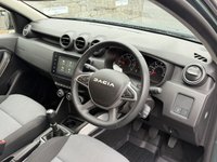 USED 2024 73 DACIA DUSTER 1.3 TCe EXTREME SUV 5dr Petrol Manual Euro 6 (s/s) (130 ps) 1 OWNER FROM NEW+FULL MAIN DEALER SERVICE HISTORY+SATELLITE NAVIGATION+CRUISE CONTROL+FINANCE AVAILABLE ON THIS CAR