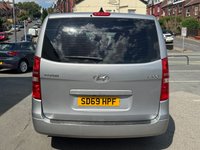 USED 2019 69 HYUNDAI i800 2.5 CRDi SE Nav MPV 5dr Diesel Manual Euro 6 (136 ps) 8 SEATER -- SAT NAV -- CAMERA -- PARKING SENSORS -- HEATED SEATS