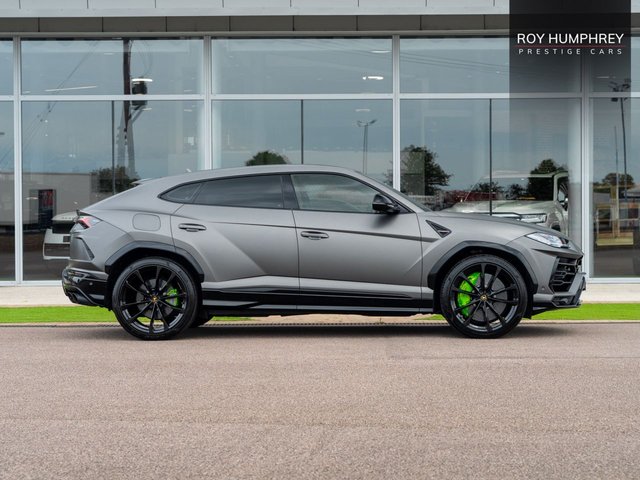 View our LAMBORGHINI URUS