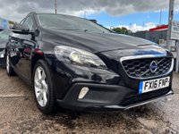 USED 2016 16 VOLVO V40 CROSS COUNTRY 2.0 D2 Lux Nav Hatchback 5dr Diesel Manual Euro 6 (s/s) (120 ps) FSH + CRUISE + SAT NAV + HEATED SEATS + SENSORS