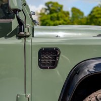USED 2010 10 LAND ROVER DEFENDER 2.4 TDCi Hard Top SUV 3dr Diesel Manual 4WD SWB Euro 4 (122 bhp) true modern classic