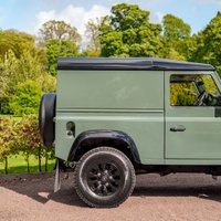 USED 2010 10 LAND ROVER DEFENDER 2.4 TDCi Hard Top SUV 3dr Diesel Manual 4WD SWB Euro 4 (122 bhp) true modern classic