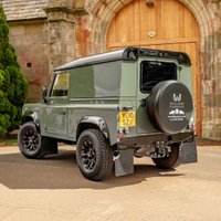 USED 2010 10 LAND ROVER DEFENDER 2.4 TDCi Hard Top SUV 3dr Diesel Manual 4WD SWB Euro 4 (122 bhp) true modern classic