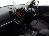 USED 2018 18 MINI COUNTRYMAN 1.5 7.6kWh Cooper SE SUV 5dr Petrol Plug-in Hybrid Auto ALL4 Euro 6 (s/s) (224 ps) CHILI PACK | REAR CAMERA