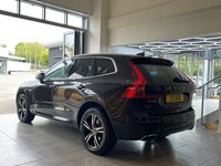USED 2018 C VOLVO XC60 2.0h T8 Twin Engine 10.4kWh R-Design SUV 5dr Petrol Plug-in Hybrid Auto AWD Euro 6 (s/s) (390 ps) 
