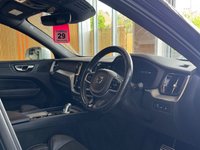 USED 2018 C VOLVO XC60 2.0h T8 Twin Engine 10.4kWh R-Design SUV 5dr Petrol Plug-in Hybrid Auto AWD Euro 6 (s/s) (390 ps) 