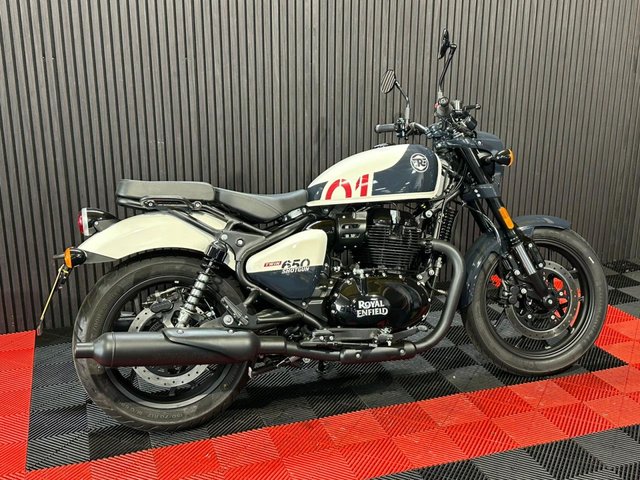 View our ROYAL ENFIELD SHOTGUN 650