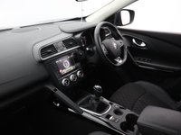 USED 2019 69 RENAULT KADJAR 1.5 Blue dCi Iconic SUV 5dr Diesel Manual Euro 6 (s/s) (115 ps) APPLE CARPLAY | REAR CAMERA