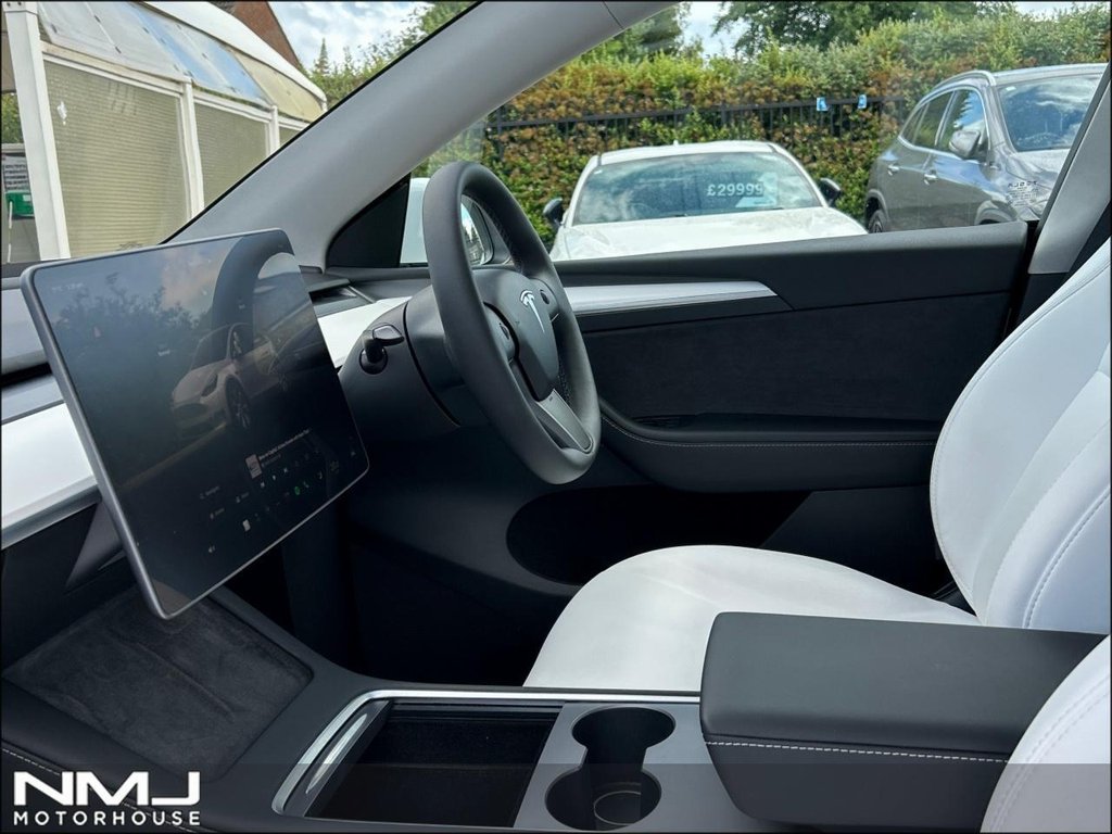 USED 2024 24 TESLA MODEL Y Auto RWD 5dr 9.9%APR VAT Q PRM WHITE INT