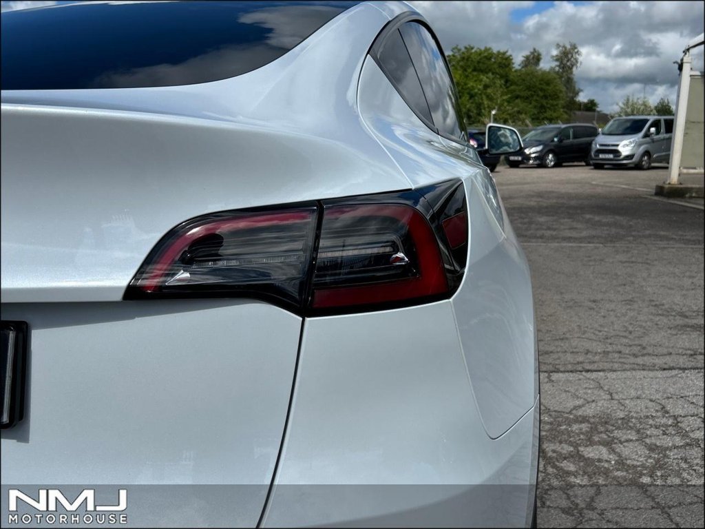 USED 2024 24 TESLA MODEL Y Auto RWD 5dr 9.9%APR VAT Q PRM WHITE INT