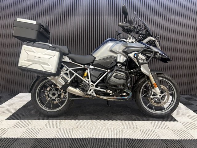 View our BMW R 1200 GS