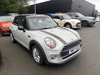 2017 MINI HATCH