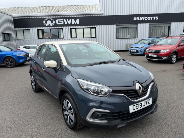 View our RENAULT CAPTUR