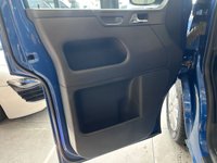 USED 2012 12 VOLKSWAGEN CARAVELLE 2.0 BiTDI BlueMotion Tech Executive MPV 5dr Diesel DSG Euro 5 (s/s) (180 ps) 