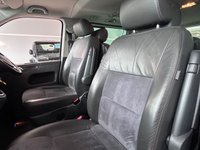 USED 2012 12 VOLKSWAGEN CARAVELLE 2.0 BiTDI BlueMotion Tech Executive MPV 5dr Diesel DSG Euro 5 (s/s) (180 ps) 