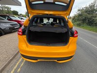 USED 2015 65 FORD FOCUS 2.0 TDCi ST-2 Hatchback 5dr Diesel Manual Euro 6 (s/s) (185 ps) 