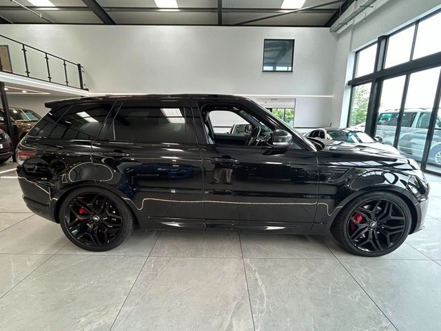 View our LAND ROVER RANGE ROVER SPORT