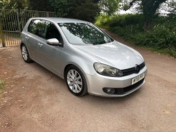 View our VOLKSWAGEN GOLF