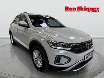 2025 VOLKSWAGEN T-ROC}