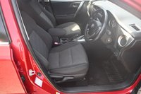 USED 2013 63 TOYOTA AURIS 1.6 V-Matic Icon Hatchback 5dr Petrol Multidrive S Euro 5 (132 ps) ***REVERSING CAMERA***