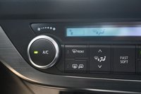 USED 2013 63 TOYOTA AURIS 1.6 V-Matic Icon Hatchback 5dr Petrol Multidrive S Euro 5 (132 ps) ***REVERSING CAMERA***