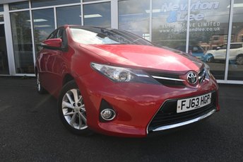 2013 TOYOTA AURIS