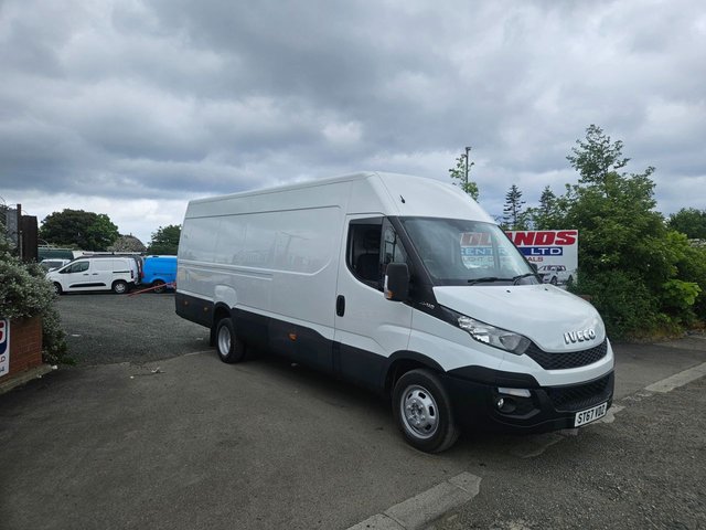View our IVECO DAILY