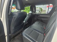USED 2023 73 TOYOTA HI-LUX INVINCIBLE X D4D 4X4 D-CAB PICKUP 2.8 TD ULEZ FREE ZONE 
