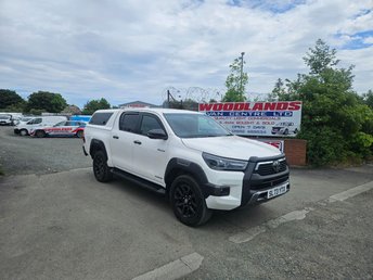 2023 TOYOTA HI-LUX