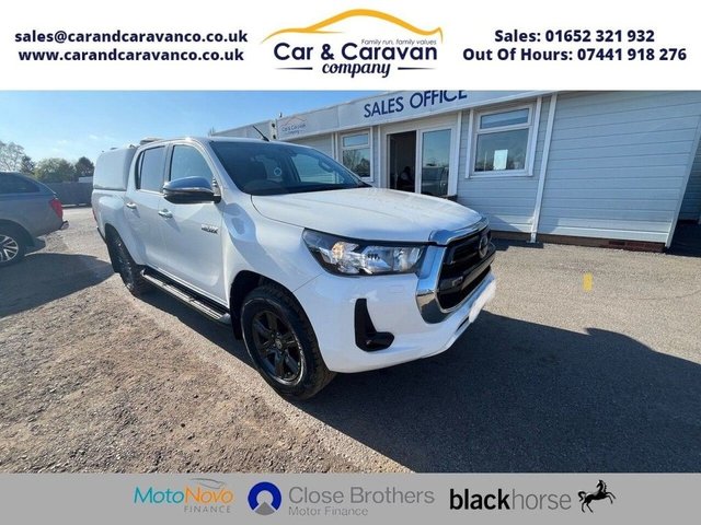 View our Toyota HI-Lux 2.4 D-4D Invincible Pickup Double Cab 4dr Diesel Manual 4WD Euro 6 (s/s) (TSS) (150 ps)