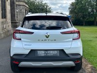 USED 2020 69 RENAULT CAPTUR 1.0 TCe Iconic SUV 5dr Petrol Manual Euro 6 (s/s) (100 ps) PARKING SENSORS+SAT NAV+CLIMATE