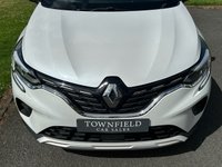 USED 2020 69 RENAULT CAPTUR 1.0 TCe Iconic SUV 5dr Petrol Manual Euro 6 (s/s) (100 ps) PARKING SENSORS+SAT NAV+CLIMATE
