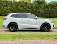 USED 2018 68 VOLKSWAGEN TOUAREG 3.0 TDI V6 R-Line Tech SUV 5dr Diesel Tiptronic 4Motion Euro 6 (s/s) (231 ps) 
