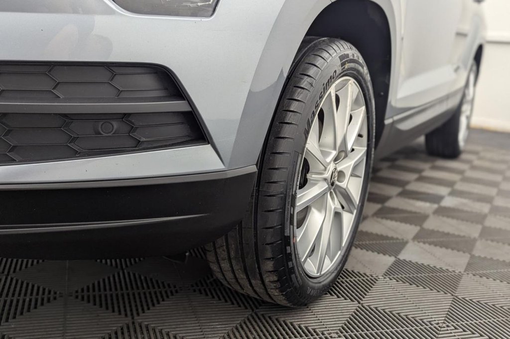 USED 2019 19 SKODA KAROQ 1.6 TDI SE L SUV 5dr Diesel Manual Euro 6 (s/s) (115 ps) Car Play, Heated Seats,Sensors