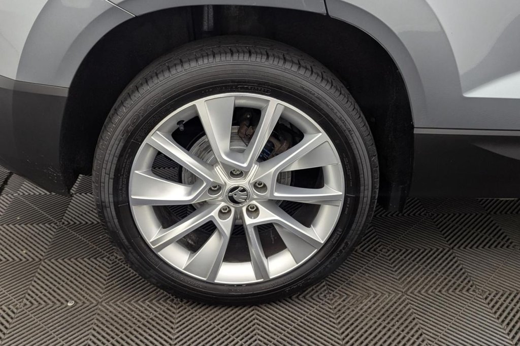 USED 2019 19 SKODA KAROQ 1.6 TDI SE L SUV 5dr Diesel Manual Euro 6 (s/s) (115 ps) Car Play, Heated Seats,Sensors