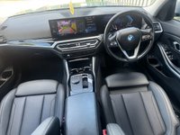 USED 2022 72 BMW 3 SERIES 2.0 330e 12kWh Sport Touring 5dr Petrol Plug-in Hybrid Auto Euro 6 (s/s) (292 ps) NAV+R.CAM+LEAHER+P.GLASS+FSH