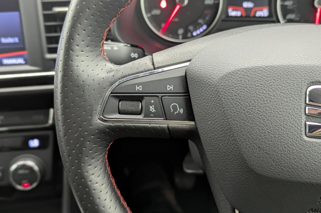 USED 2020 69 SEAT LEON 1.5 TSI EVO FR Hatchback 5dr Petrol Manual Euro 6 (s/s) (130 ps) Bluetooth, Air Con, Sensors