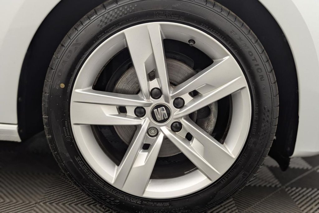 USED 2020 69 SEAT LEON 1.5 TSI EVO FR Hatchback 5dr Petrol Manual Euro 6 (s/s) (130 ps) Bluetooth, Air Con, Sensors
