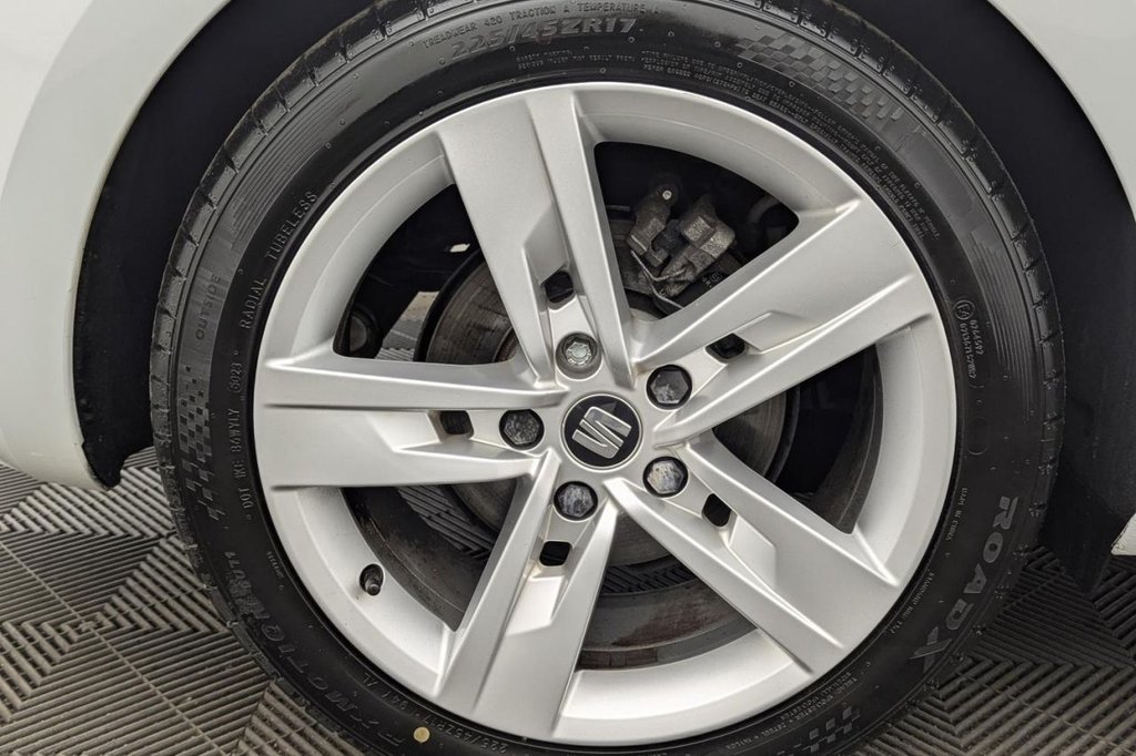 USED 2020 69 SEAT LEON 1.5 TSI EVO FR Hatchback 5dr Petrol Manual Euro 6 (s/s) (130 ps) Bluetooth, Air Con, Sensors