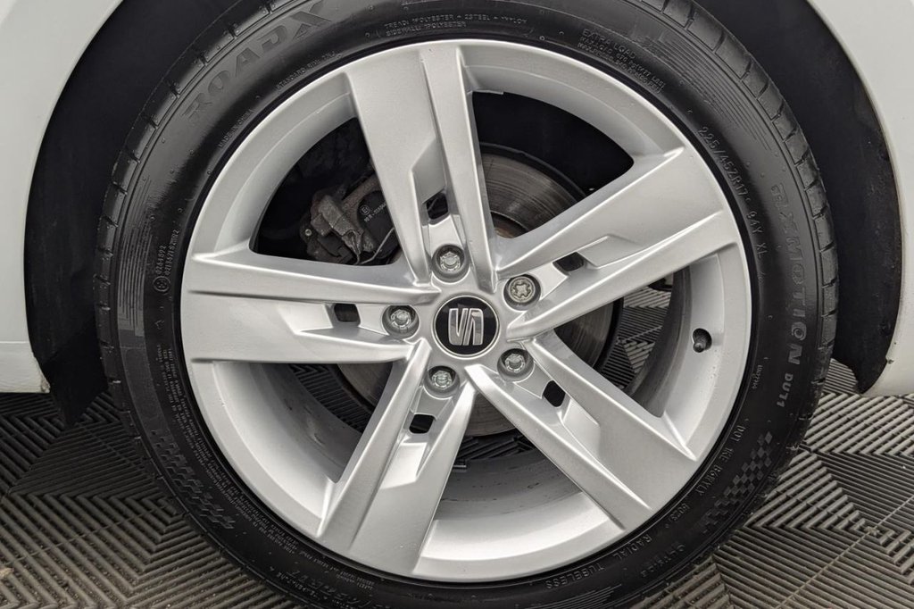 USED 2020 69 SEAT LEON 1.5 TSI EVO FR Hatchback 5dr Petrol Manual Euro 6 (s/s) (130 ps) Bluetooth, Air Con, Sensors